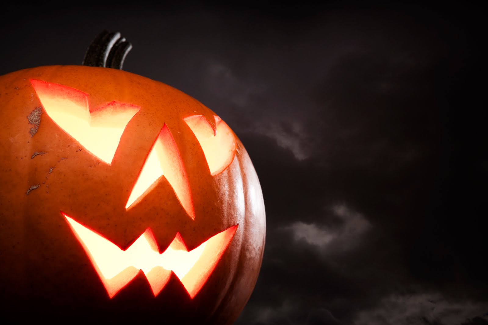 10 Halloween Safety Tips For Kids