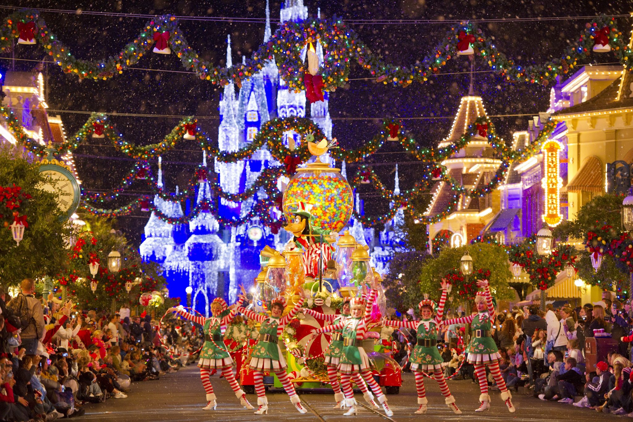 Walt Disney World Holiday Celebrations | Drive The Nation