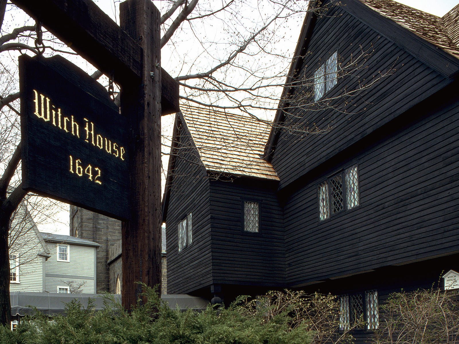 Salem: Witches, Pirates and History