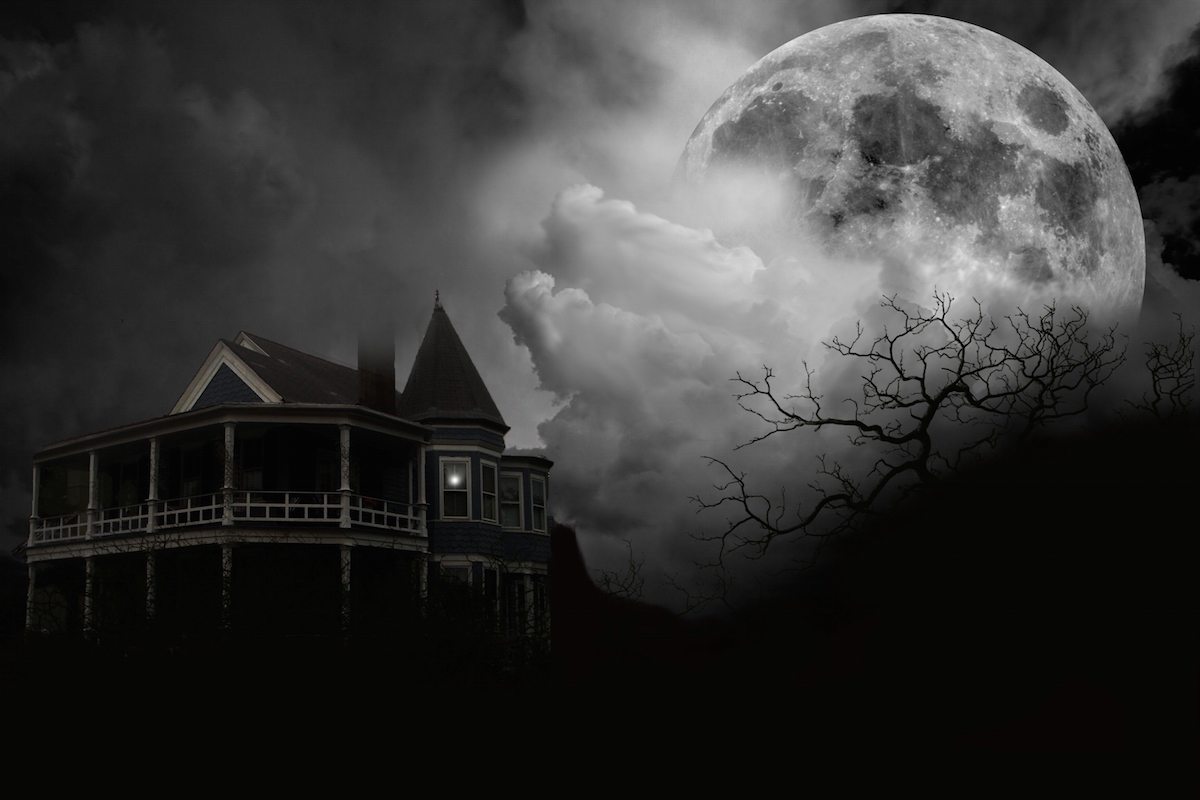 Scariest Haunted Houses in the U.S.