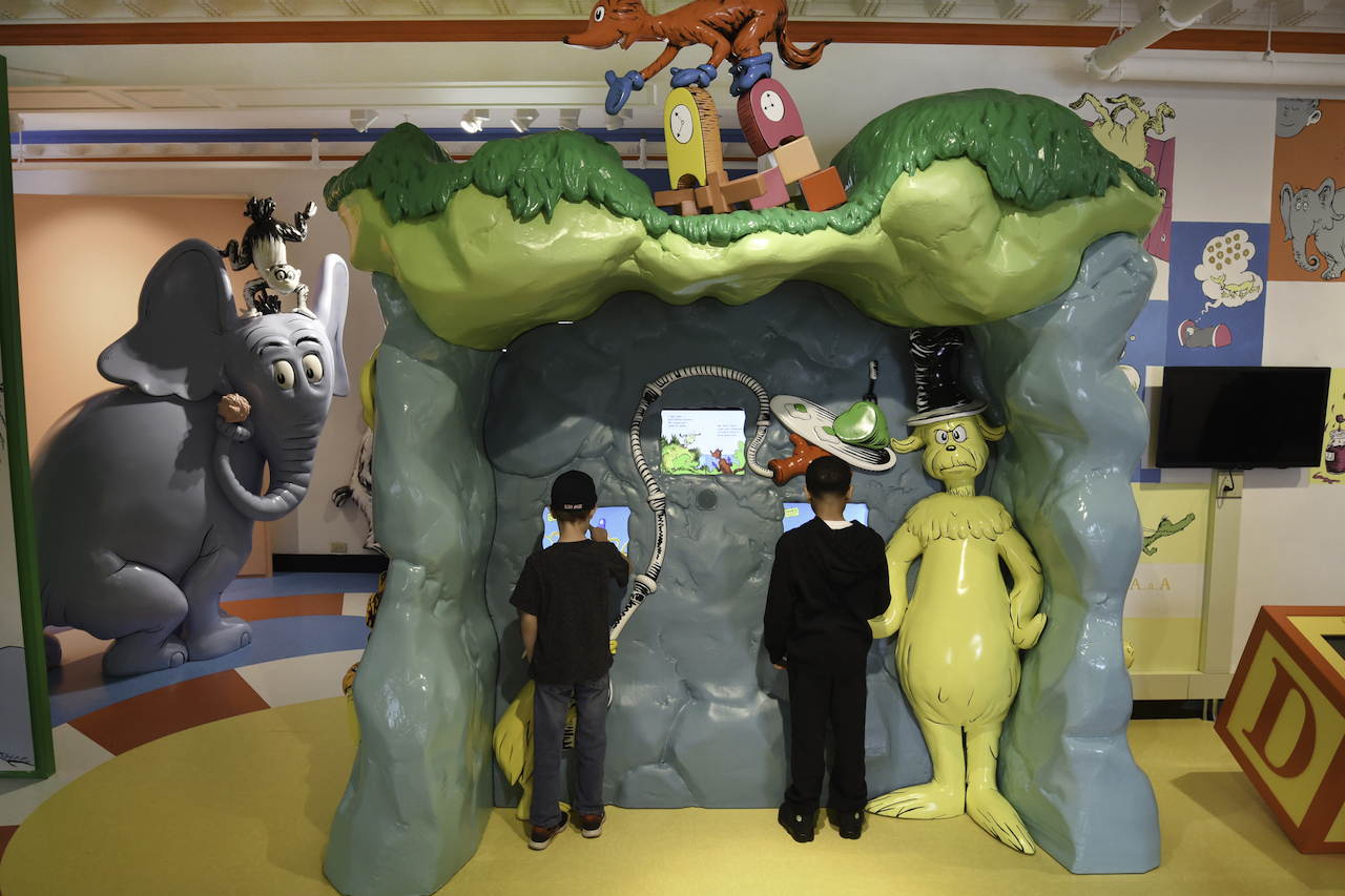 Dr. Seuss House in Springfield, MA | Drive The Nation