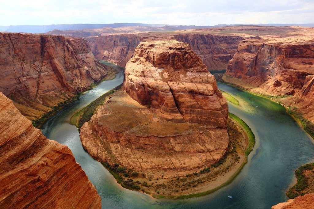 Stunning aerial view of the Grand Canyon 