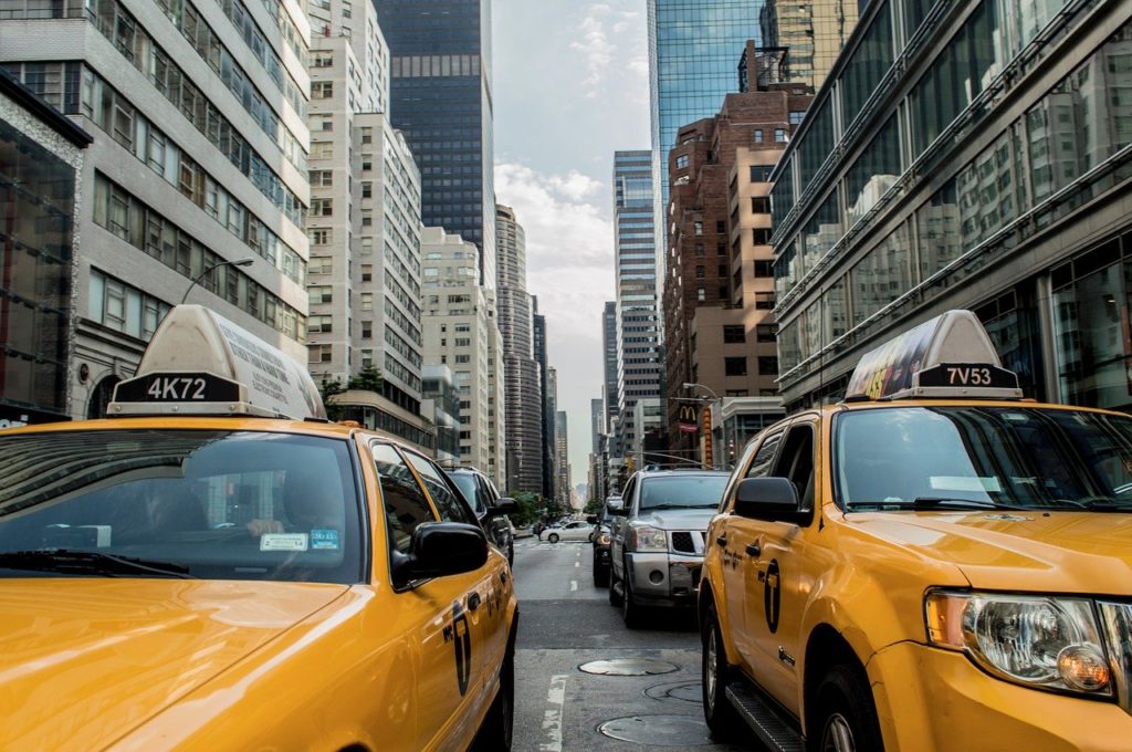 yellow cabs in the streets of NYC 